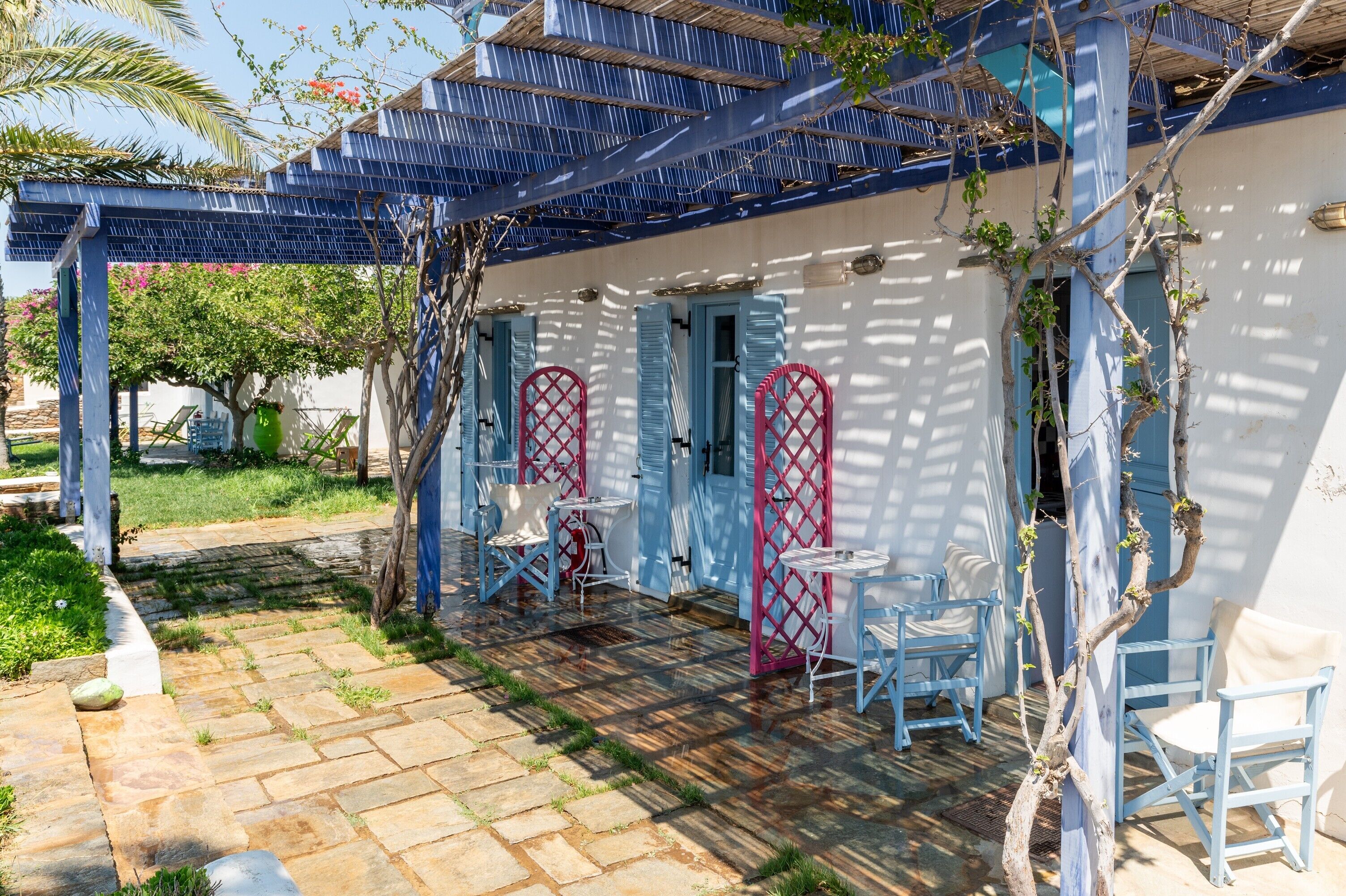 屋外ダイニングエリア