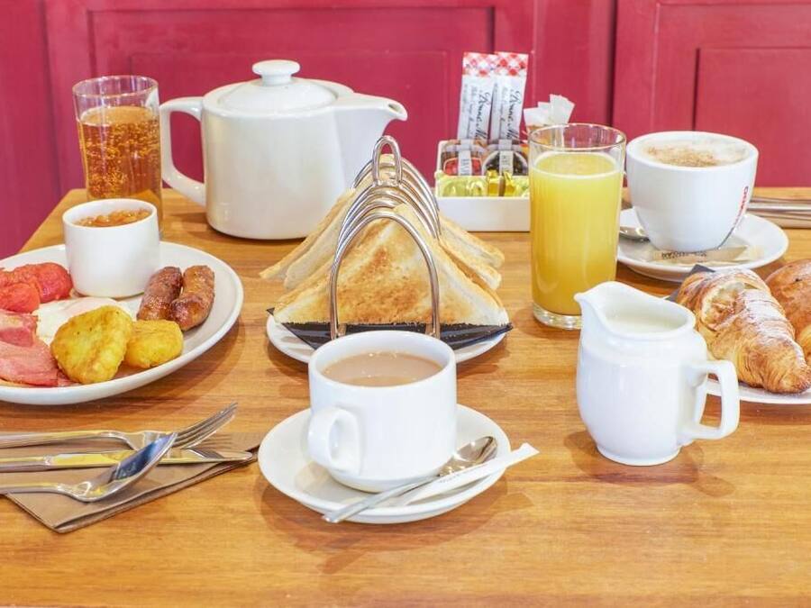 Breakfast meal