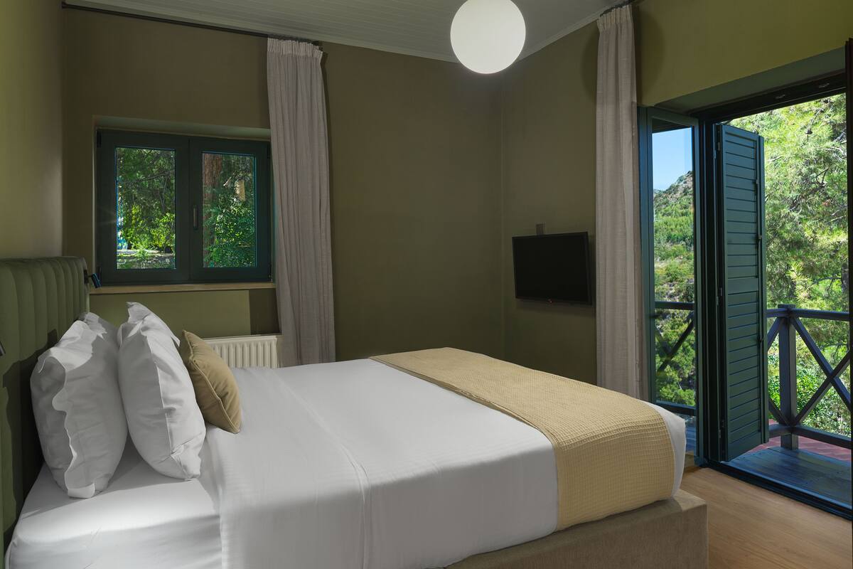 Suite, balcón, vista a la montaña | Wifi gratis 