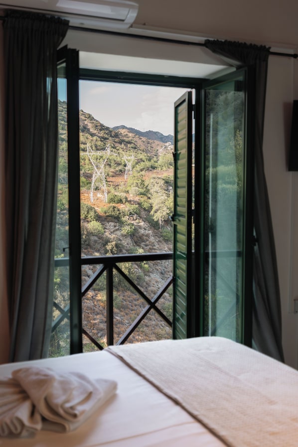 Deluxe Double Room, Balcony, Mountain View | Mountain view
