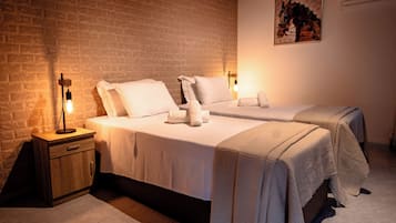Twin Room, Non Smoking, Private Bathroom