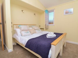 2 bedrooms, free WiFi, individually decorated, individually furnished