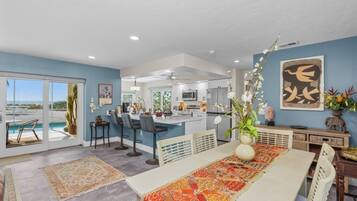 House, 3 Bedrooms | Dining