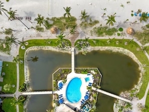Condo, 2 phòng ngủ | Hồ bơi