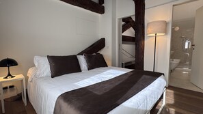 3 chambres, fer et planche à repasser, Wi-Fi gratuit, draps fournis