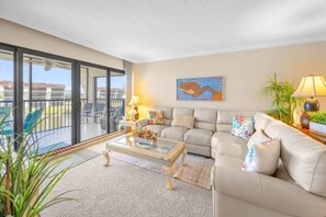 Living area - Pointe Santo B32 2 Bedroom Condo (Sanibel)