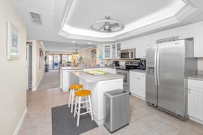 Appart'hôtel, 2 chambres | Cuisine privée