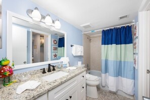 Condo, 2 Bedrooms | Bathroom