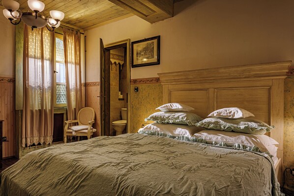 Double Room | Free WiFi