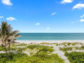 House, 4 Bedrooms | Beach