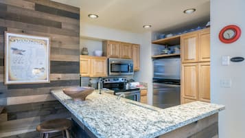 Condo, 1 Bedroom | Private kitchen | Coffee/tea maker, fridge, oven, toaster