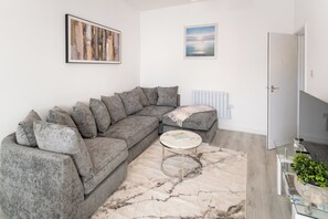 Living area - Trehawke House (Liskeard)