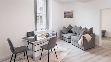 Apt 2: One Bedroom Superior Apartment | Living area