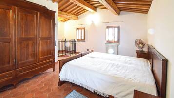 House, 1 Bedroom, Accessible, Balcony | 2 bedrooms