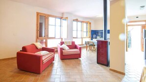 Maison, 1 chambre, accessible aux personnes à mobilité réduite, piscine privée | Salle de séjour