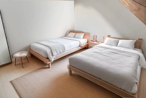 2 chambres, fer et planche à repasser, lit parapluie, Wi-Fi