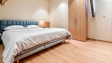 2 bedrooms, iron/ironing board, travel crib, WiFi