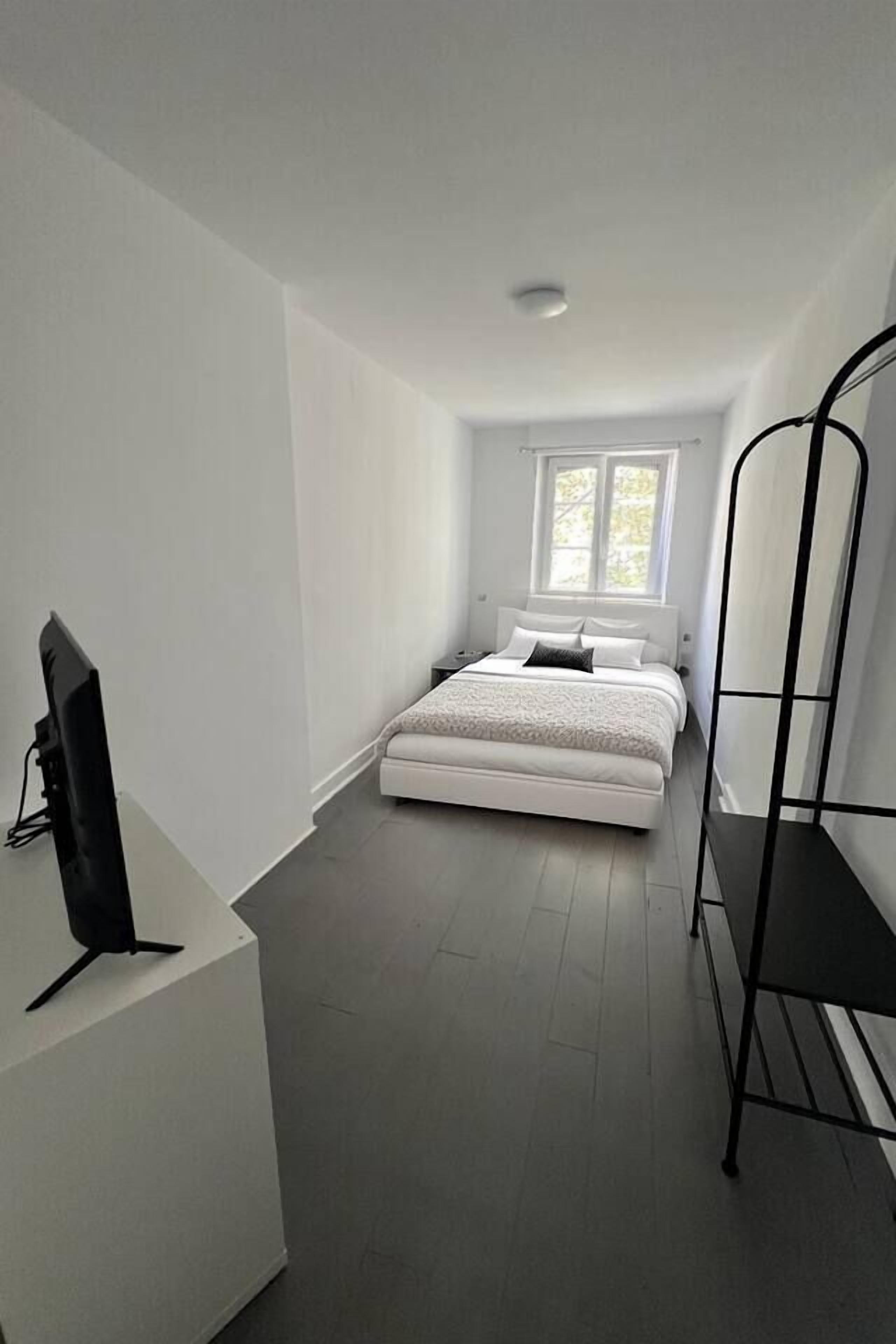 1 chambre, lit parapluie, Wi-Fi, draps fournis