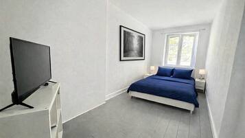 1 dormitori, un bressol de viatge, wifi i roba de llit