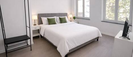 WiFi, bed sheets