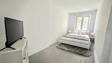 1 chambre, lit parapluie, Wi-Fi, draps fournis