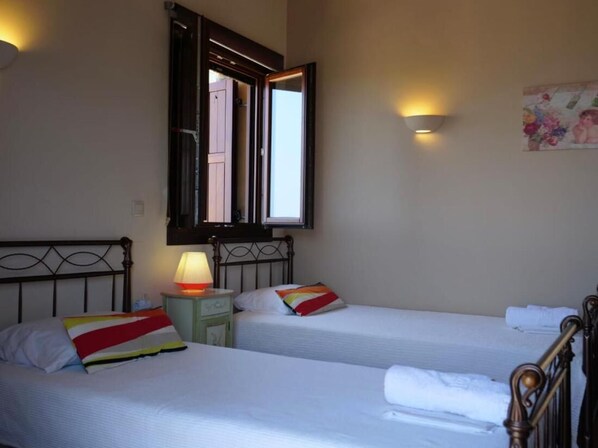 Villa, 3 Bedrooms, Smoking, Balcony | 3 bedrooms