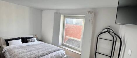 1 غرفة نوم وسرير سفر وواي فاي وملاءات أسرّة