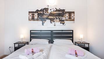 2 chambres, bureau, Wi-Fi, draps fournis