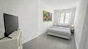 1 bedroom, travel crib, WiFi, bed sheets