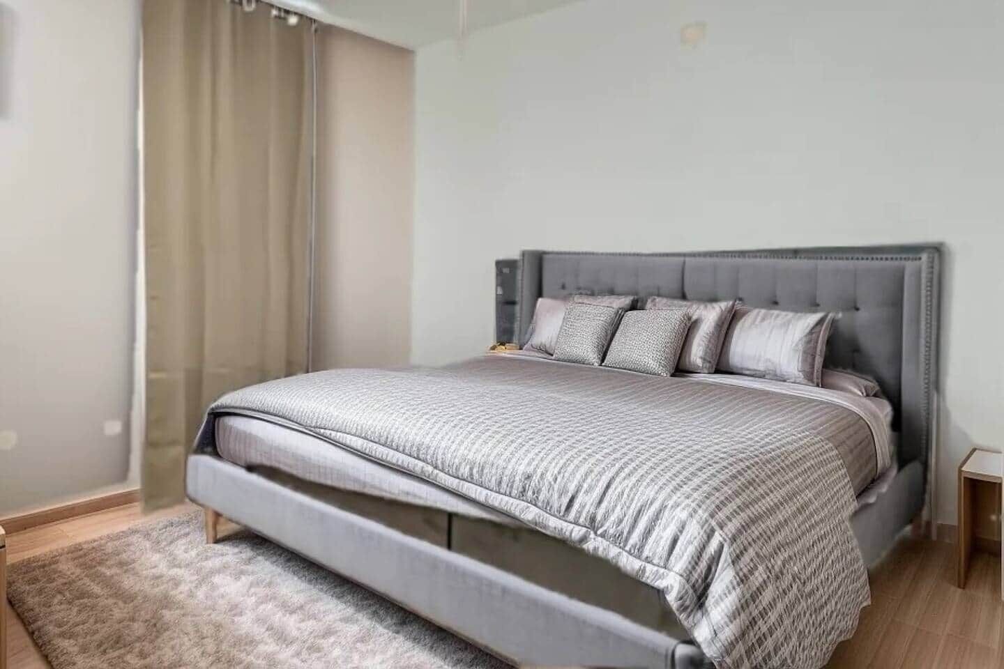 2 bedrooms, iron/ironing board, travel cot, WiFi