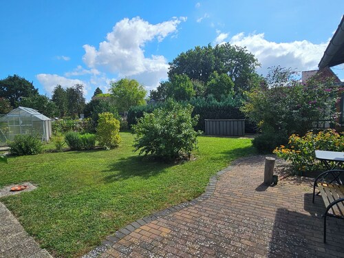 Gemütliche Wohnung mit Garten