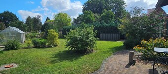 Cozy apartment with garden