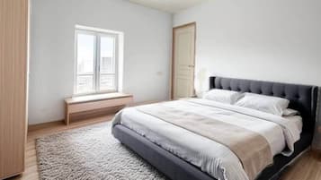 2 bedrooms, iron/ironing board, travel cot, WiFi