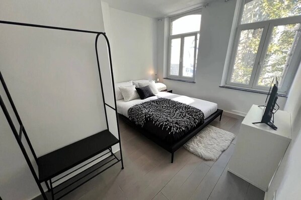 1 bedroom, iron/ironing board, travel cot, WiFi