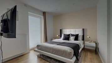1 bedroom, iron/ironing board, travel cot, WiFi