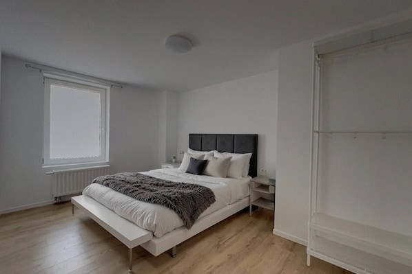 1 Schlafzimmer, Bügeleisen/Bügelbrett, Reisekinderbett, WLAN