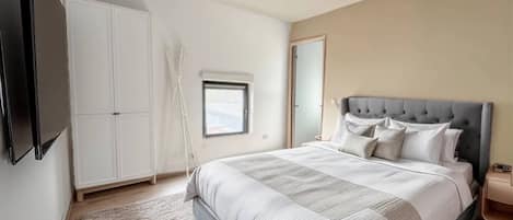 1 chambre, fer et planche à repasser, lit de bébé portatif, Wi-Fi