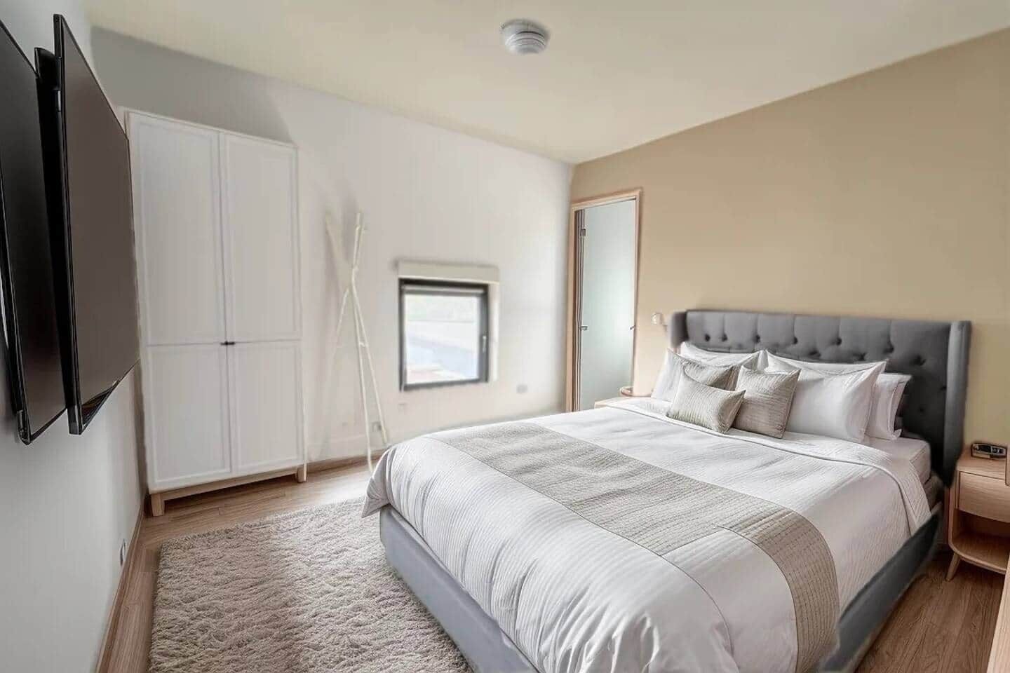 1 bedroom, iron/ironing board, travel cot, WiFi