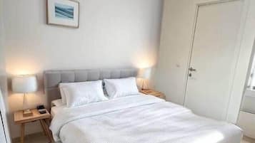 1 slaapkamer, een strijkplank/strijkijzer, wifi, beddengoed