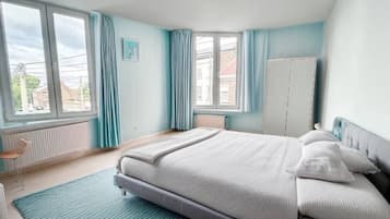 2 bedrooms, iron/ironing board, travel crib, WiFi