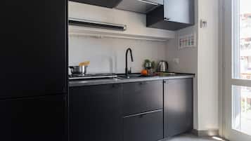 Monolocale (0 Bedroom) | Angolo cottura privato | Microonde, forno, piano cottura, bollitore elettrico