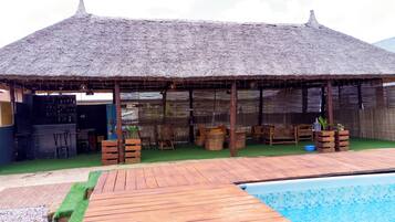 Poolside bar