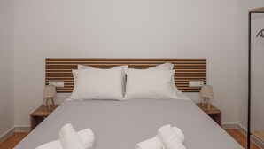 1 多间卧室、熨斗/熨衣板、WiFi、床单