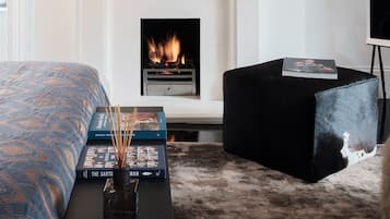 Studio | 1 bedroom, Internet