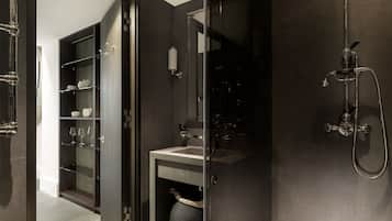 Studio | 1 bedroom, Internet