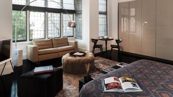 Studio | 1 bedroom, Internet