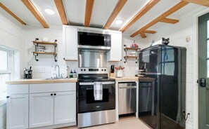 Microwave, oven, stovetop, dishwasher