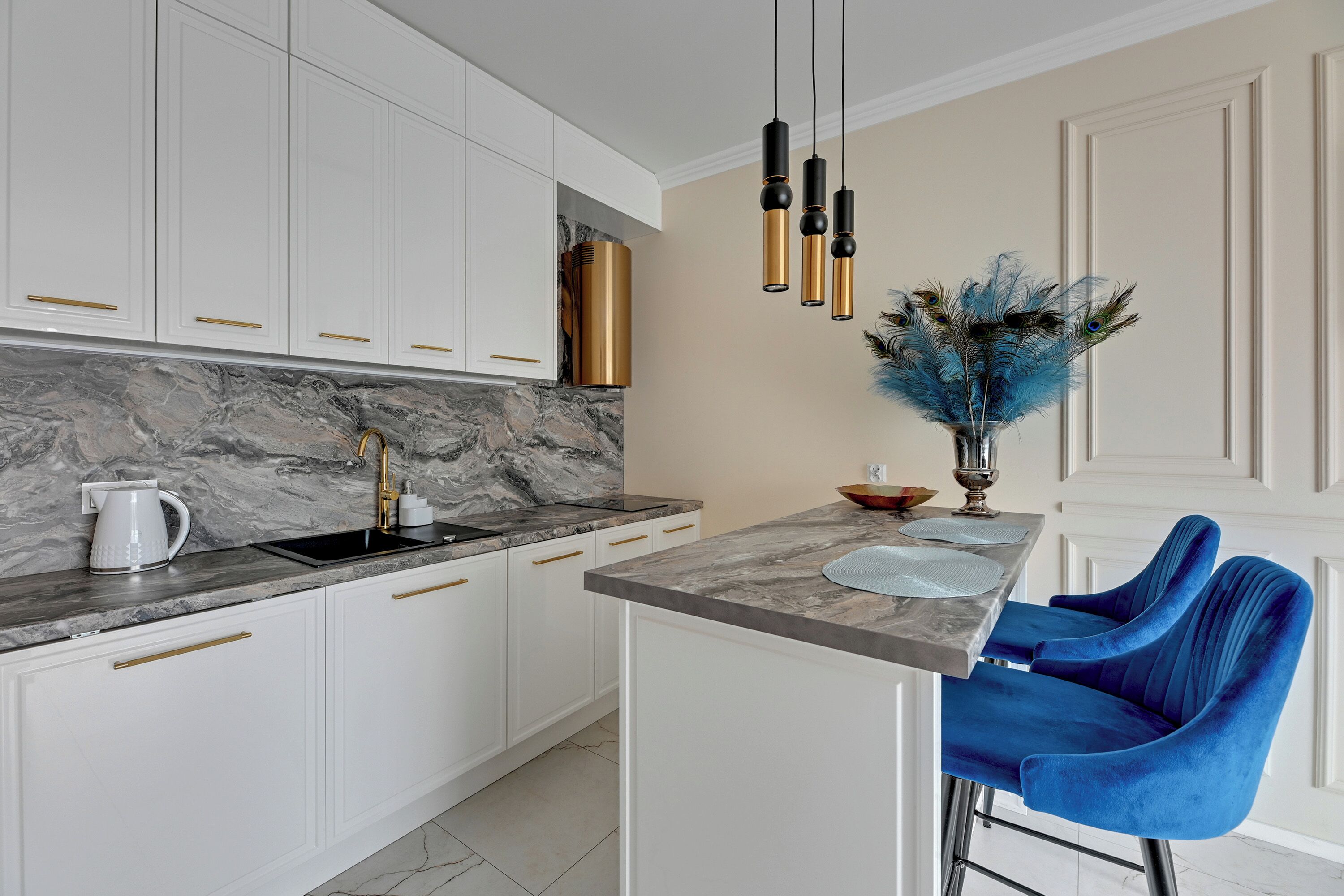 Estúdio design, sacada | Cozinha americana privada | Cafeteira/chaleira, chaleira elétrica