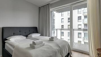 Studio, Balcony | Hypo-allergenic bedding, iron/ironing board, free WiFi