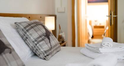 Apartment 'Il Feudo' with Mountain View, Balcony and Wi-Fi